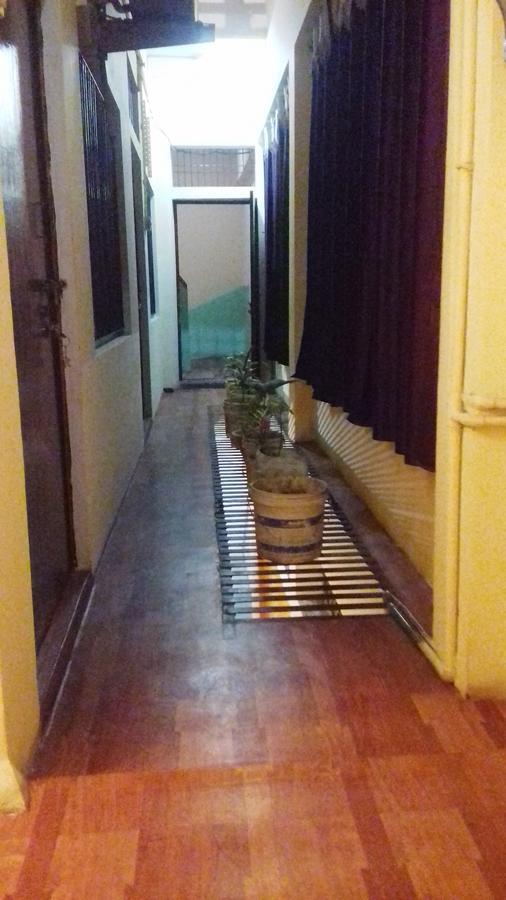 Buddha Guest House Waranasi Zewnętrze zdjęcie