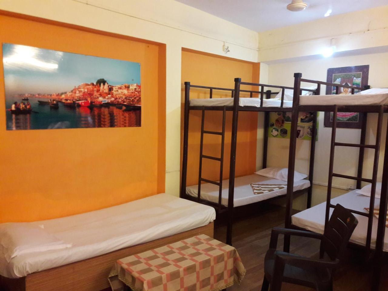Buddha Guest House Waranasi Zewnętrze zdjęcie