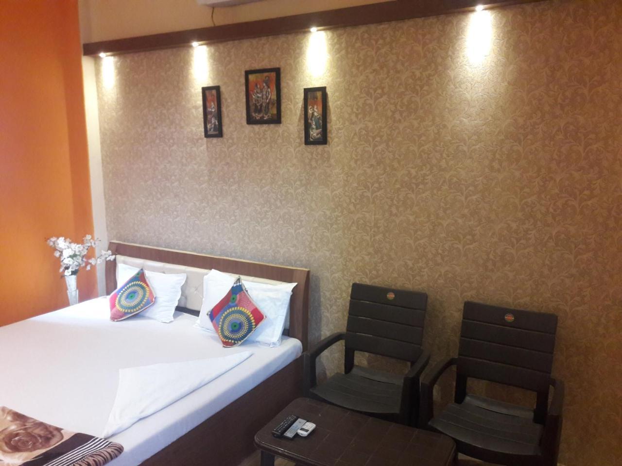 Buddha Guest House Waranasi Zewnętrze zdjęcie