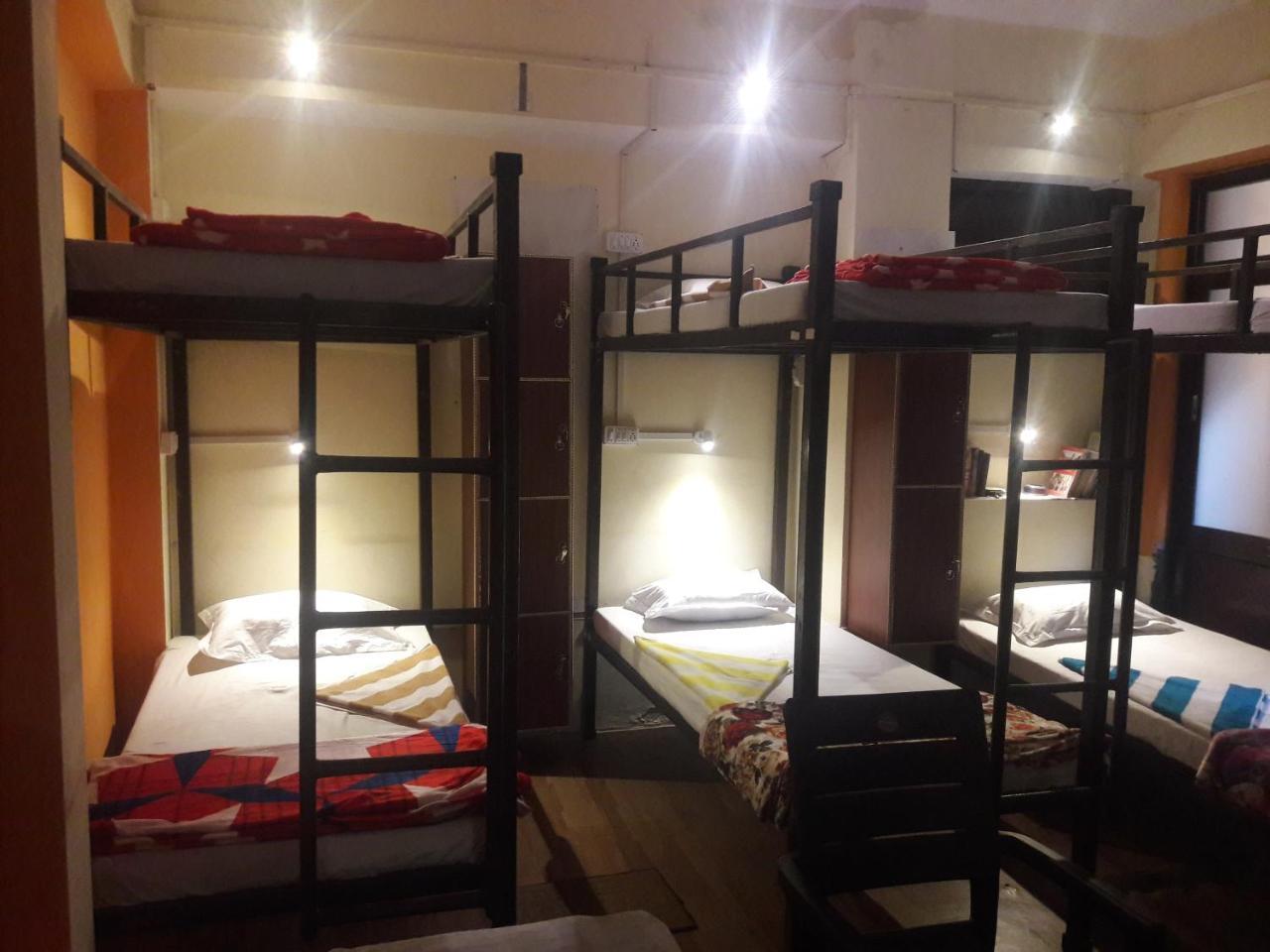 Buddha Guest House Waranasi Pokój zdjęcie