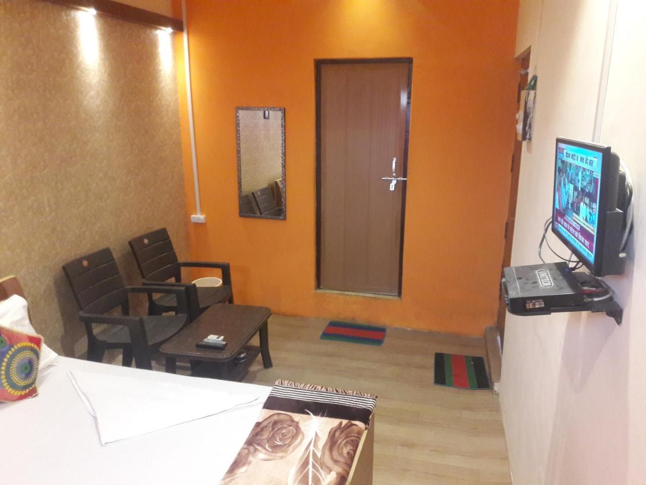 Buddha Guest House Waranasi Zewnętrze zdjęcie